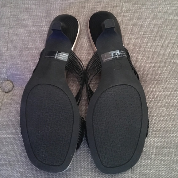 Etienne Aigner Sandals - Picture 3 of 4